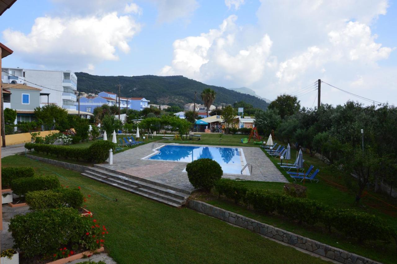 Aggelos Family Hotel Мораїтика Екстер'єр фото