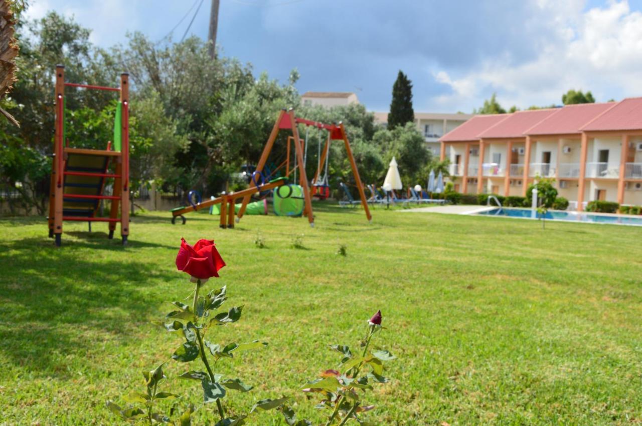 Aggelos Family Hotel Мораїтика Екстер'єр фото