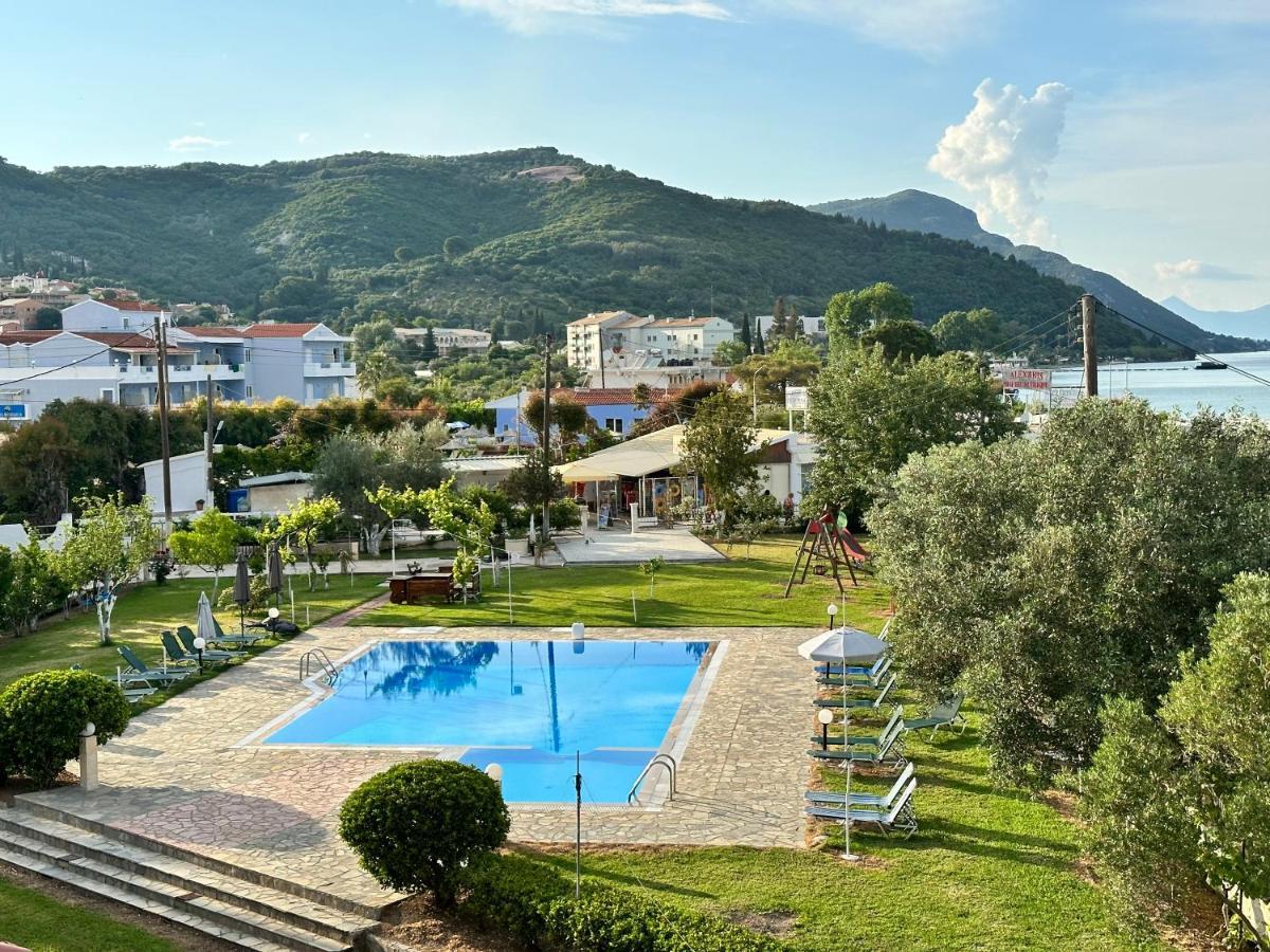 Aggelos Family Hotel Мораїтика Екстер'єр фото