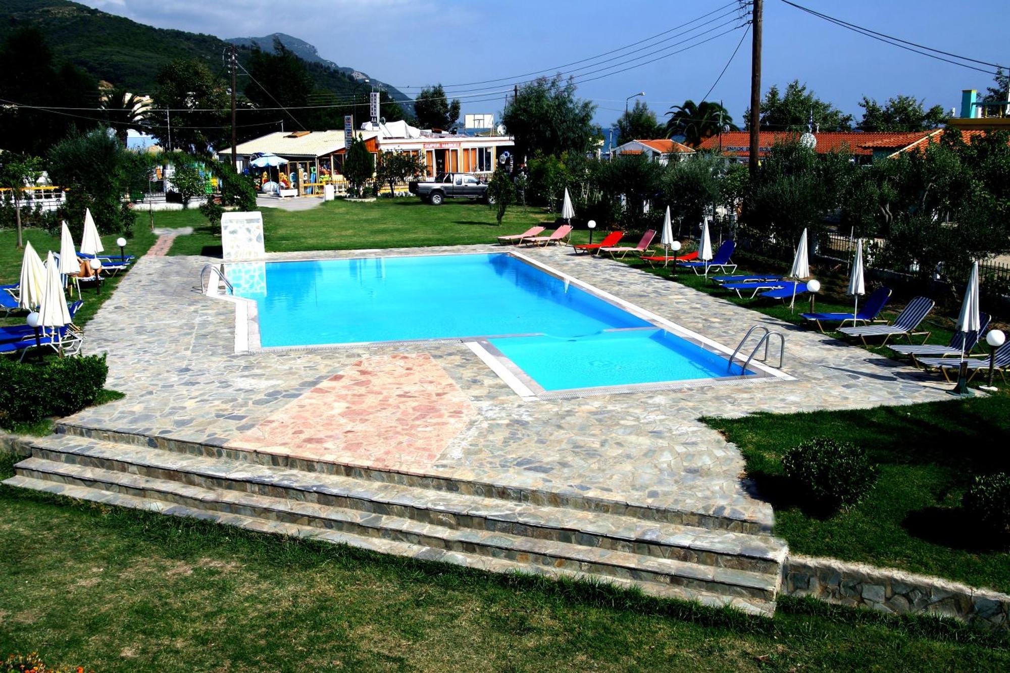 Aggelos Family Hotel Мораїтика Екстер'єр фото
