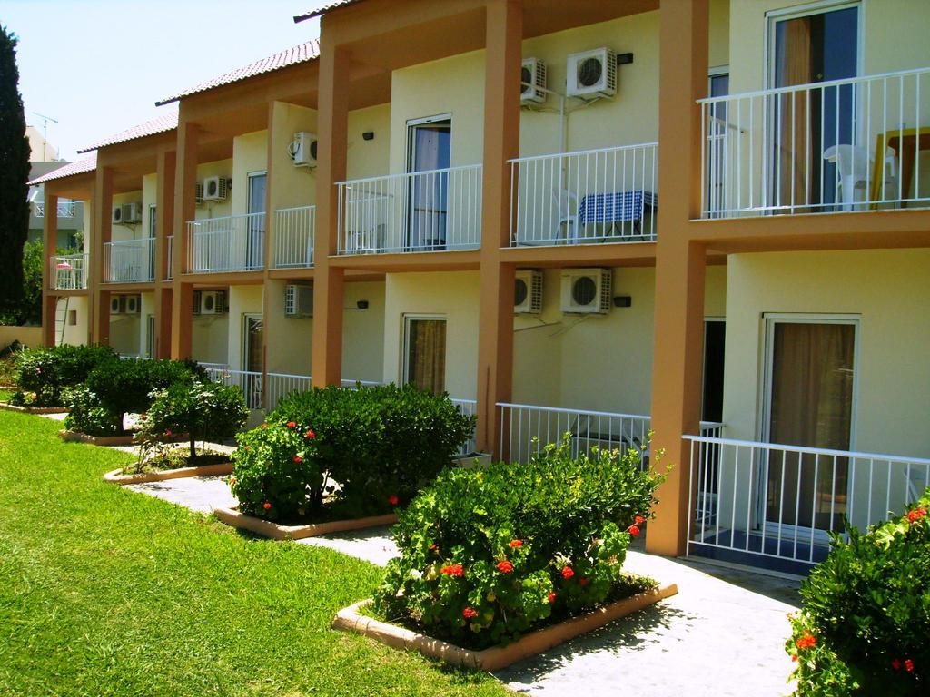 Aggelos Family Hotel Мораїтика Екстер'єр фото