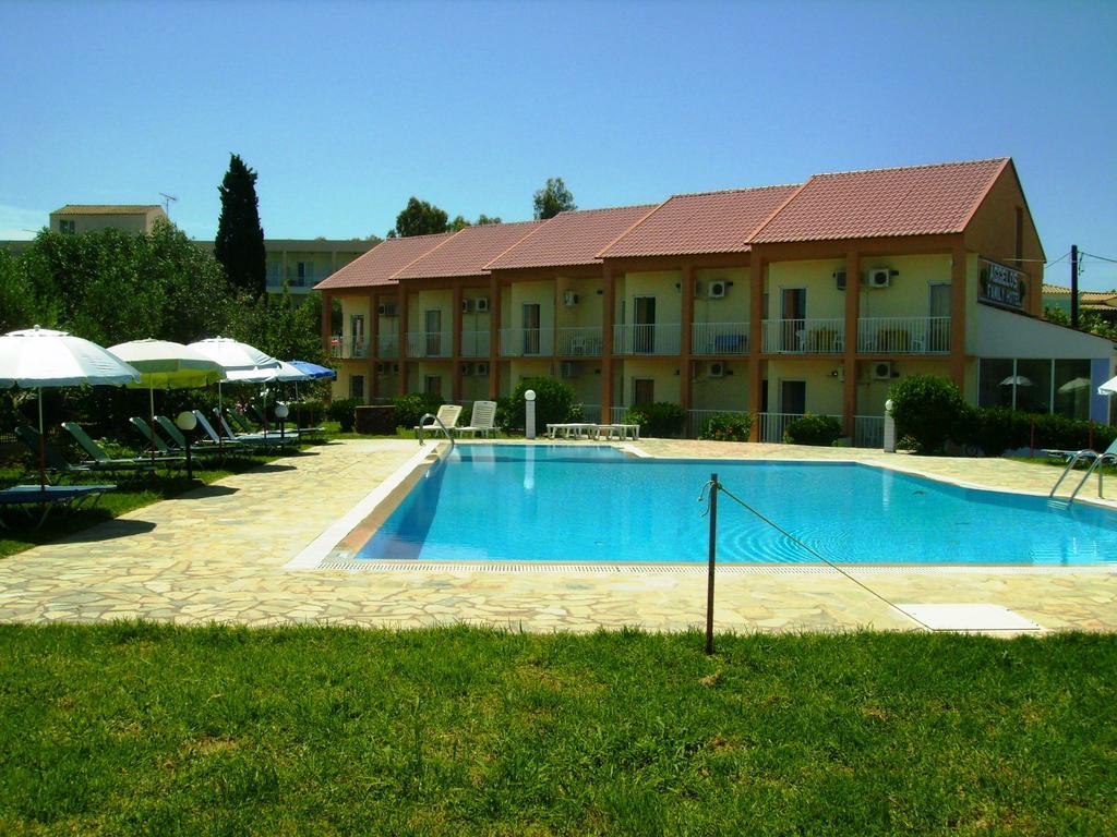Aggelos Family Hotel Мораїтика Екстер'єр фото