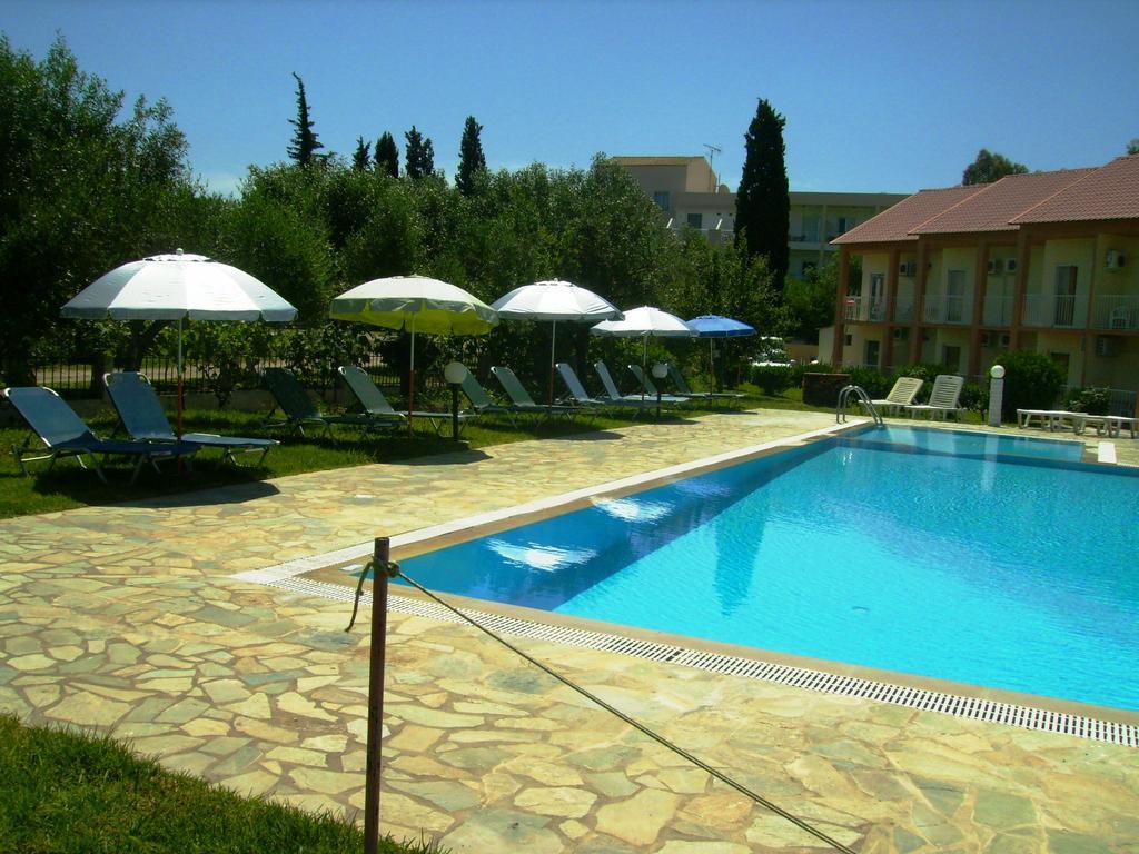 Aggelos Family Hotel Мораїтика Екстер'єр фото
