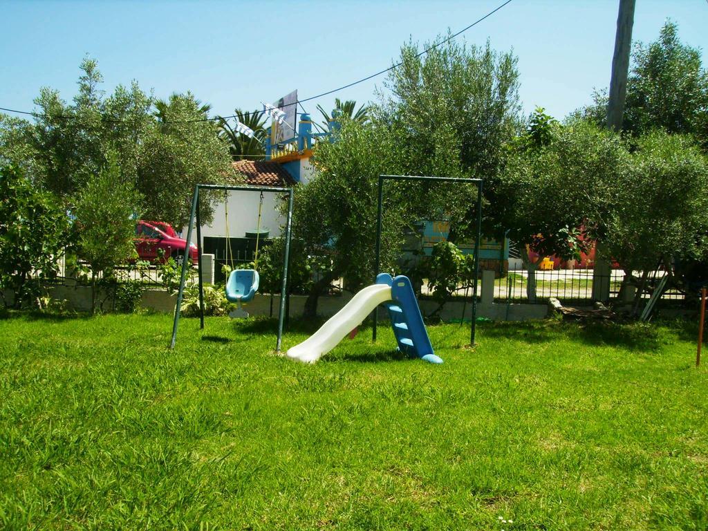 Aggelos Family Hotel Мораїтика Екстер'єр фото