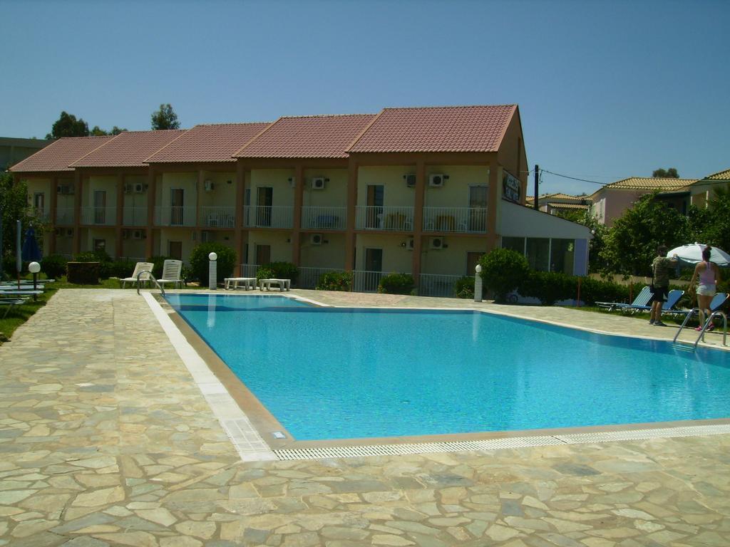Aggelos Family Hotel Мораїтика Екстер'єр фото