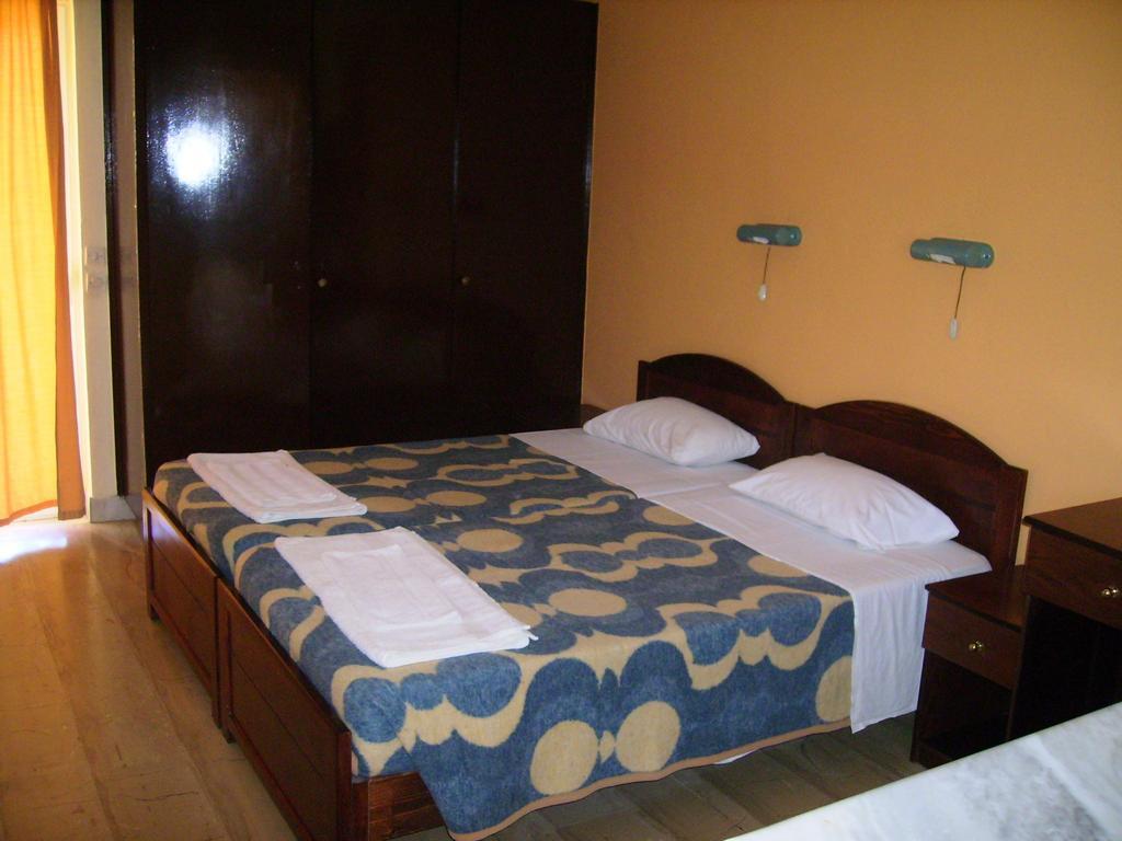 Aggelos Family Hotel Мораїтика Екстер'єр фото